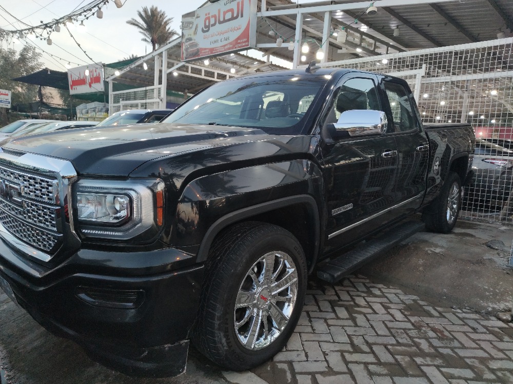 GMC Sierra
